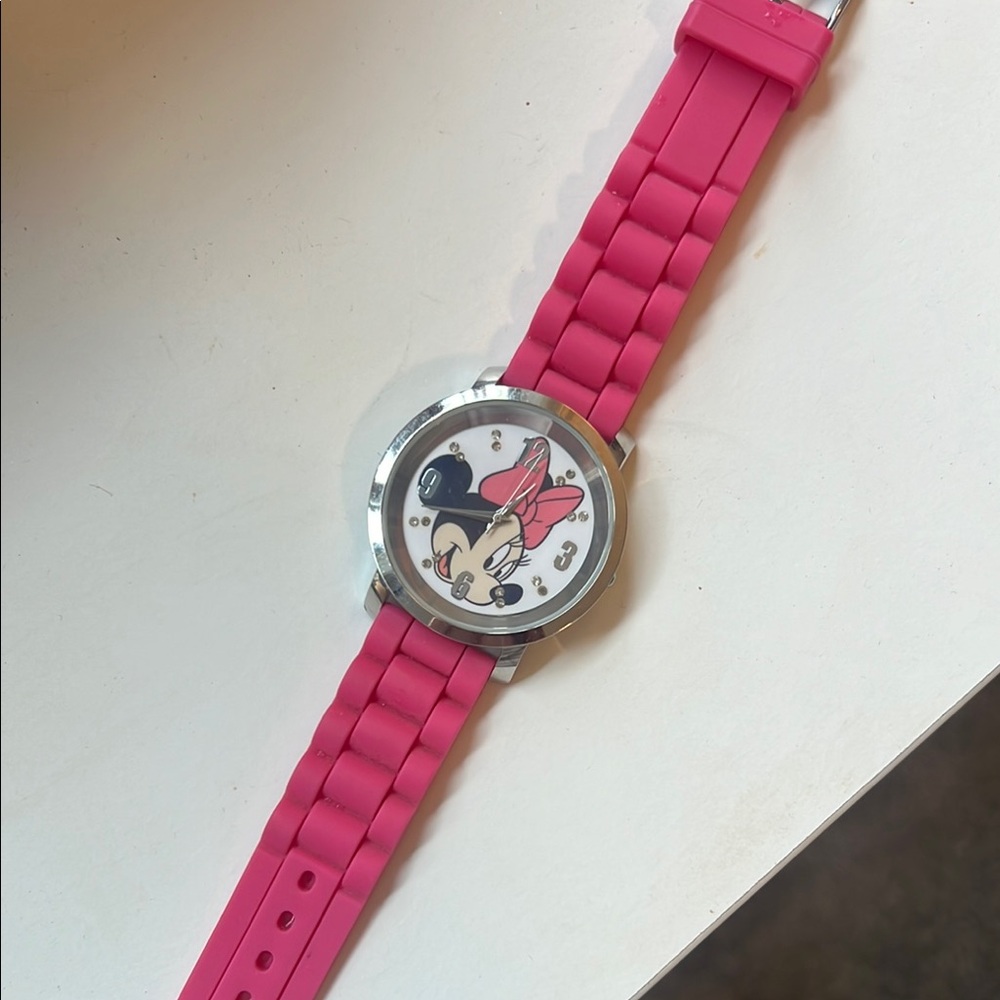 Pink Minnie Mouse Watch - Picture 1 of 4